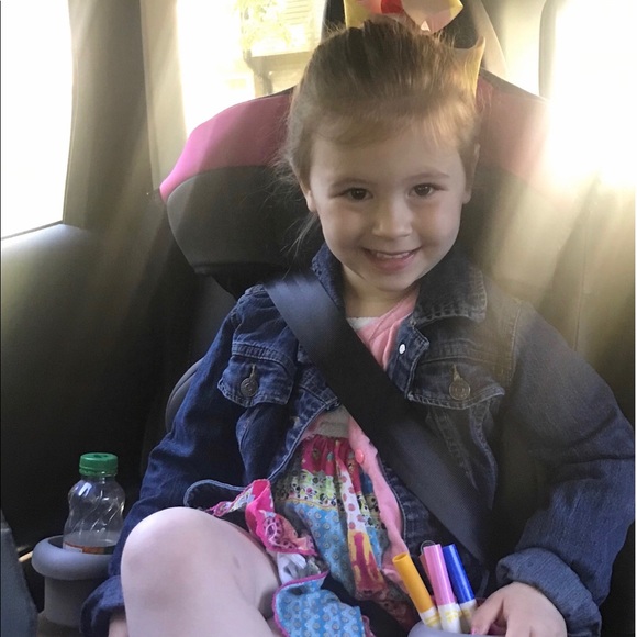 Meet Linda....AMBASSADOR - Picture 7 of 7